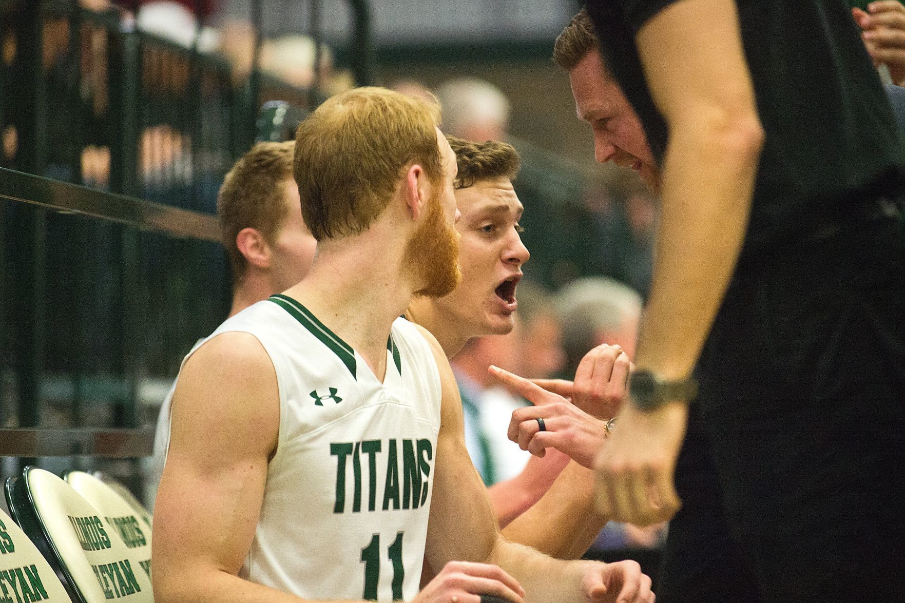 120618-blm-spt-4iwuhoops